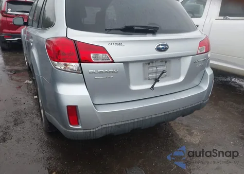 2014 Subaru Outback 2.5I Premium z USA, uszkodzony, nr VIN 4S4BRBCC3E3252455